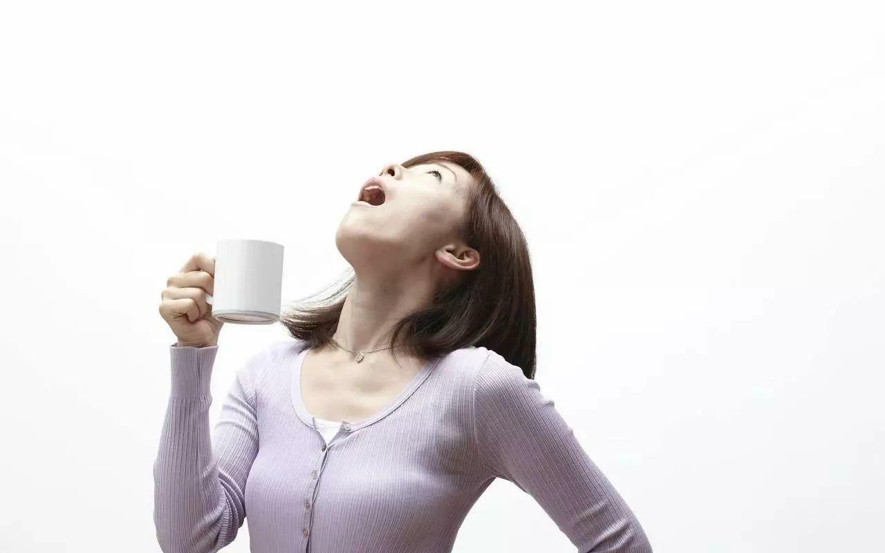 美容水漱口